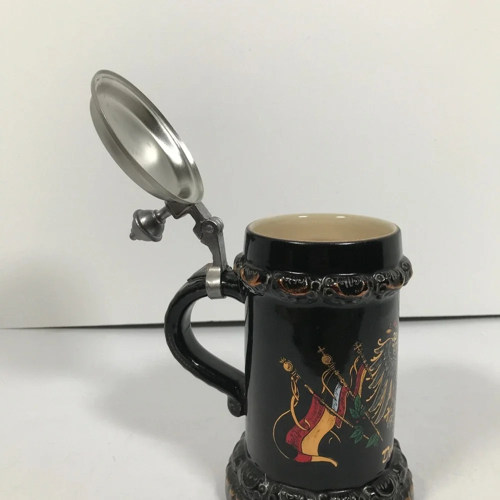 King 10 Deutschland Coat Of Arms Beer Stein 447 1/2 Made In Germany 93% Hanssen